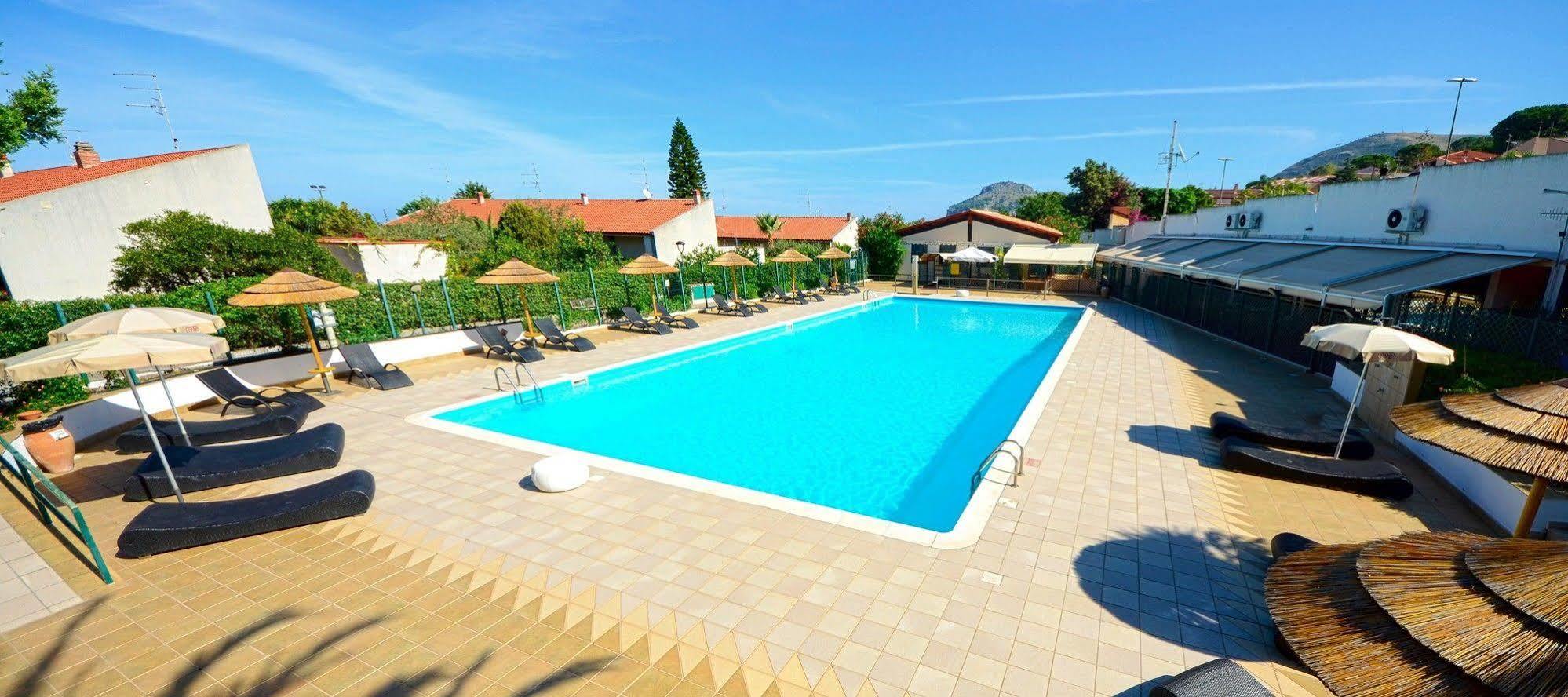 Calanica Resort Cefalu Luaran gambar